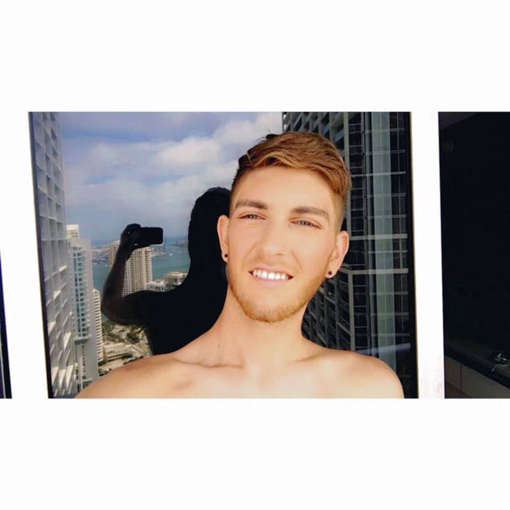 Meet your Posher, Austin